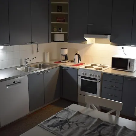 3 Bdr Apartment With Private Jacuzzi And Sauna Appartamento